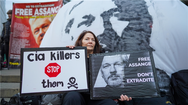 Julian Assange